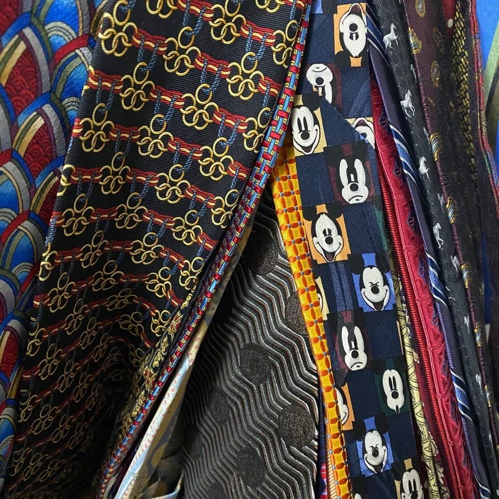 Mens Neckties Elegant Fun Vintage Variety Lot of 10 Random Ties - Fast Shipping